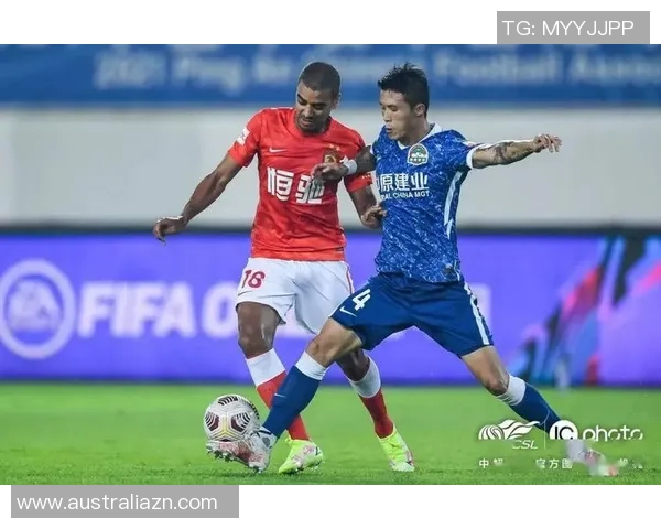 廖力生精准直塞助力山东泰山冲击联赛冠军展现卓越球技